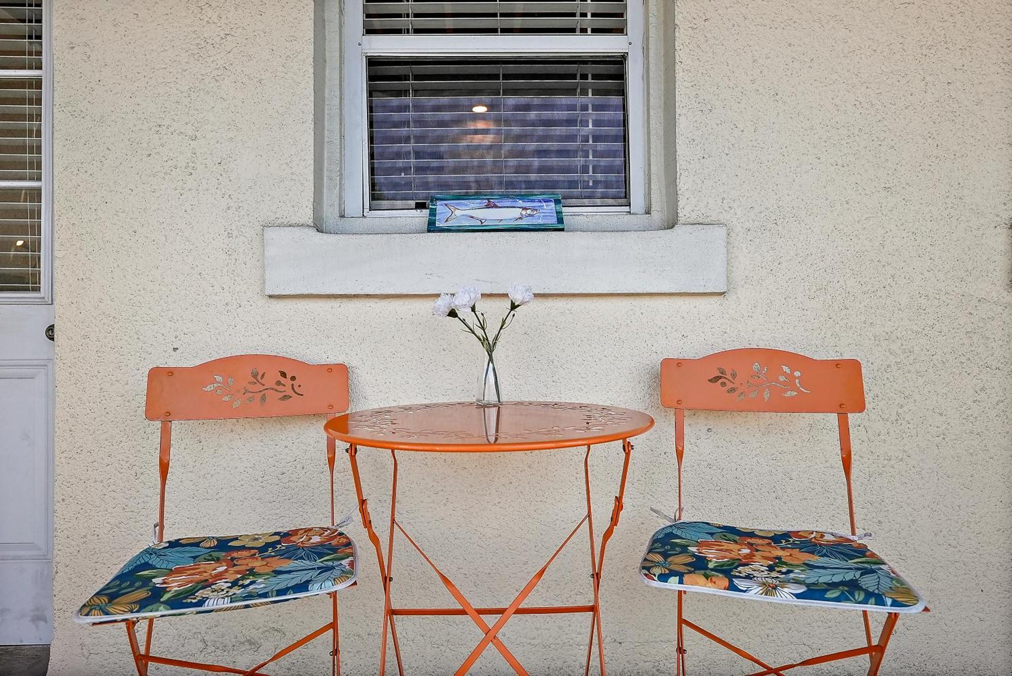 Wine-Dine-Sunshine Cozy Flat In The Heart Of Dtsp Villa Sankt Petersburg Exterior foto